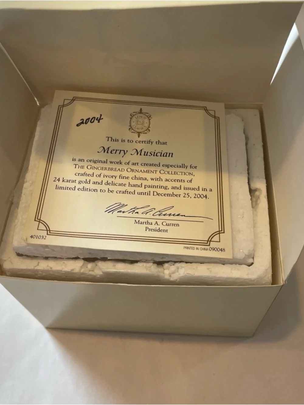 2002 Lennox Ornament w/Box GINGERBREAD CHRISTMAS CHURCH SALE